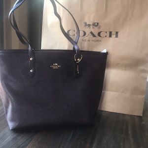 Coach Crossgrain City Zip Tote
